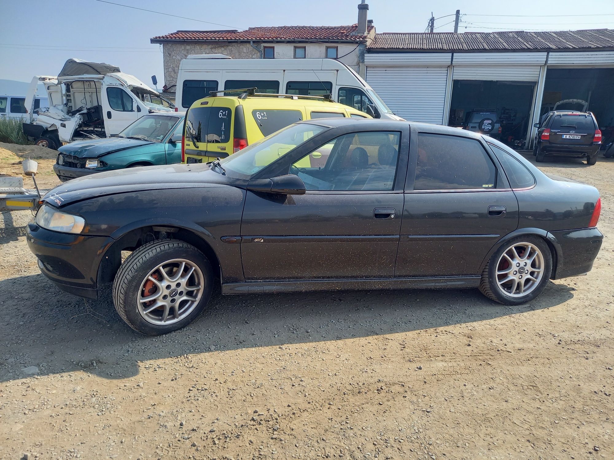 Опел Вектра 2.2 i 16V на части !