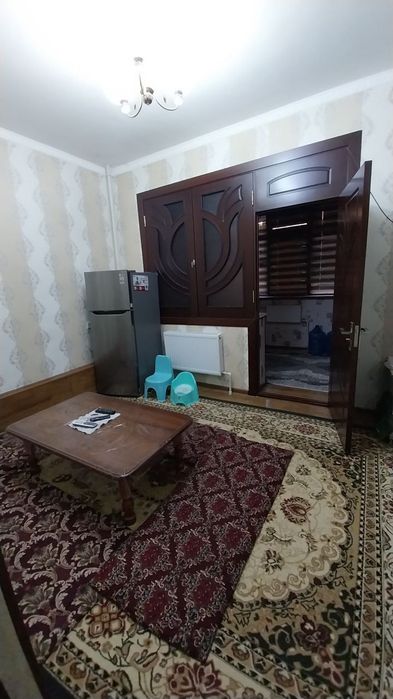 Navoiy shahrida 2 xona 3 xona qilingan uyimiz sotiladi arzon narxda