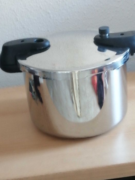 OALA kukta Sitram Franta -Fund Gros - 7,5l - LARGA - s-a rupt un MANER