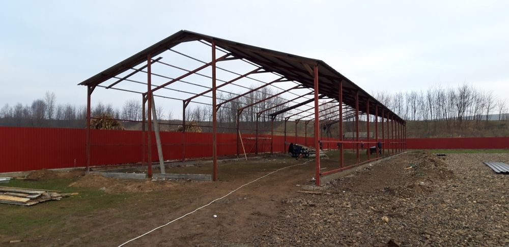 Vând hale metalice complete. Sau pe componente  .