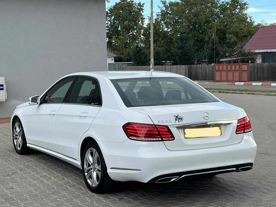 Dezmembrez mercedes e300 w212 facelift hybrid 2.2 om651