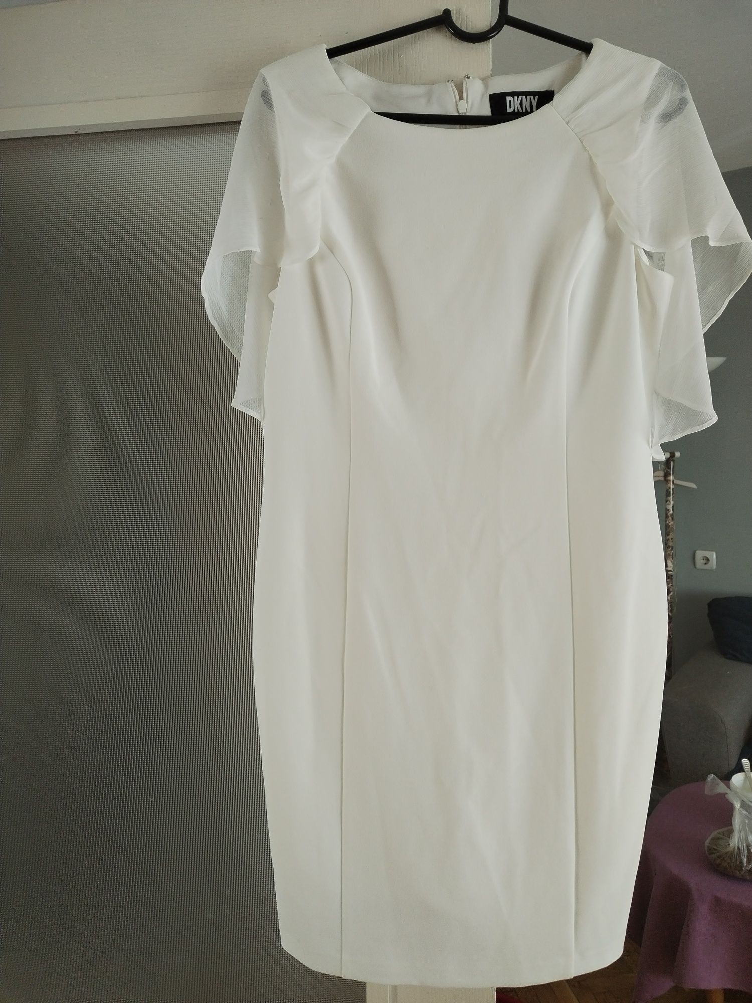 Официална бяла рокля 38 размер