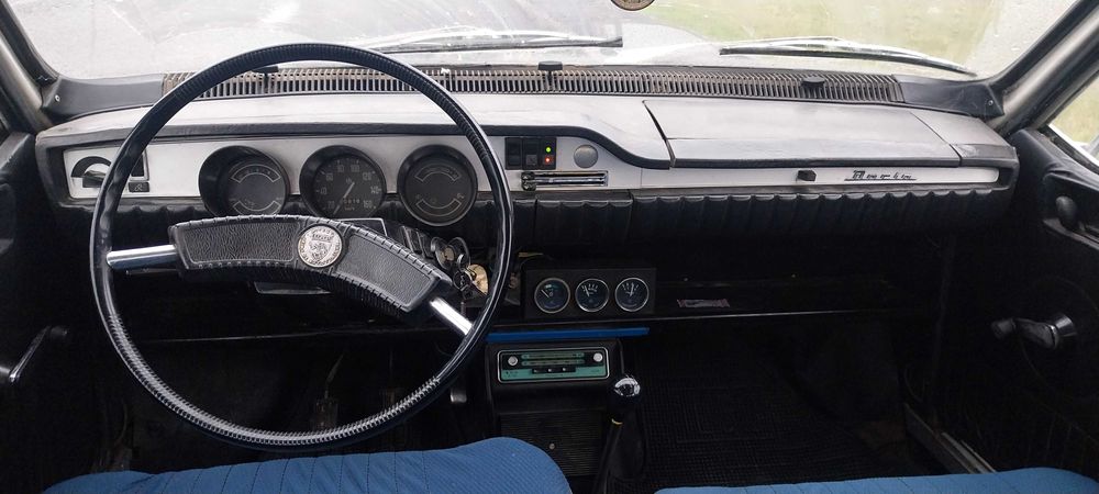 Radio Predeal si consola Dacia 1300