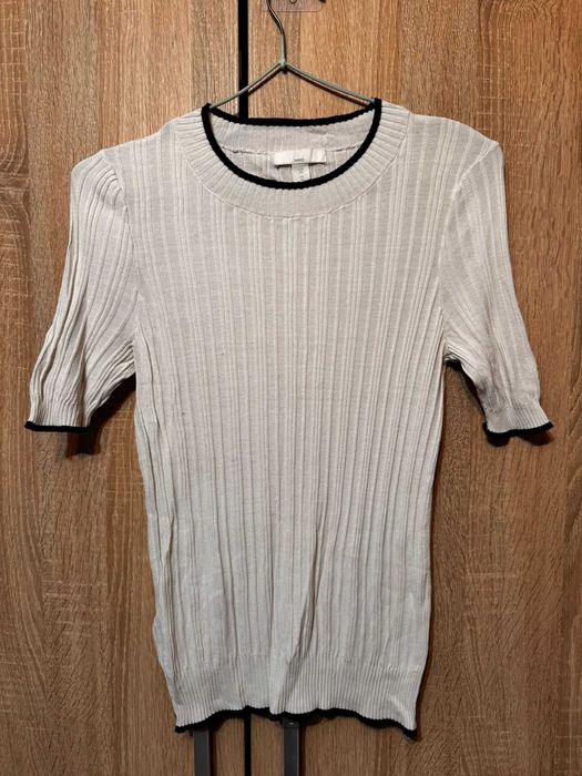 Tricou H&M Basic – alb cu margini negre