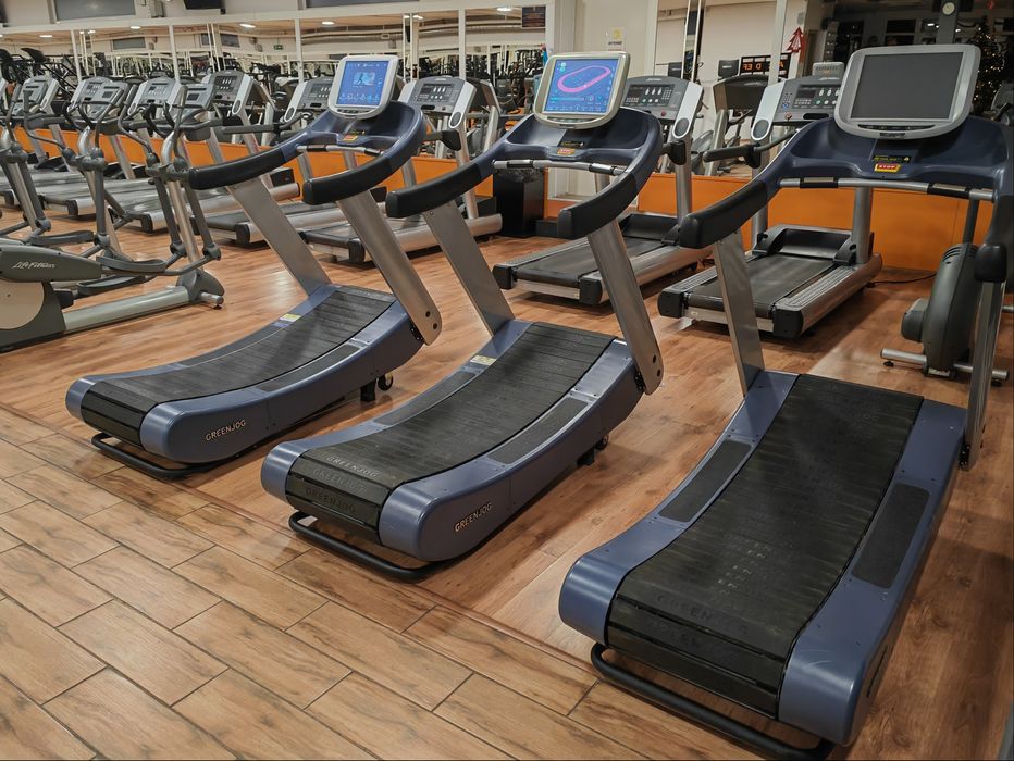 Banda alergare profesionala curbata sali fitness, culturism, crossfit