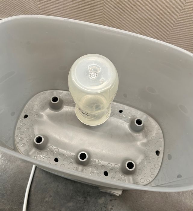 Sterilizator biberoane Philips Avent