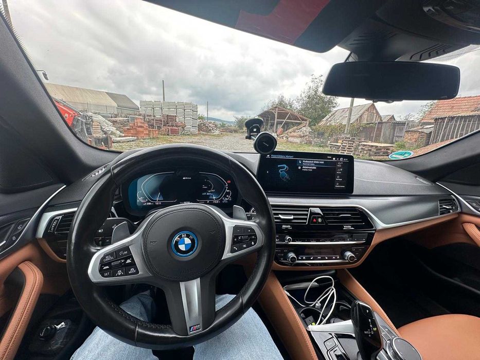 BMW Seria 5 - 530E XDRIVE