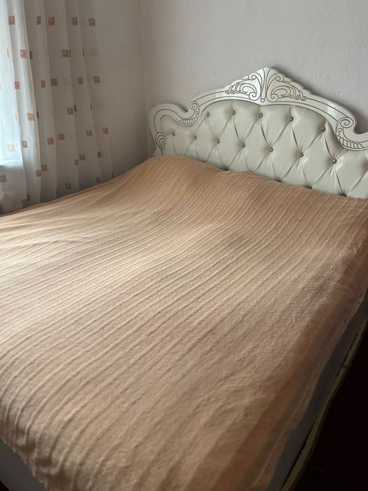 Продам двухспальнию кровать