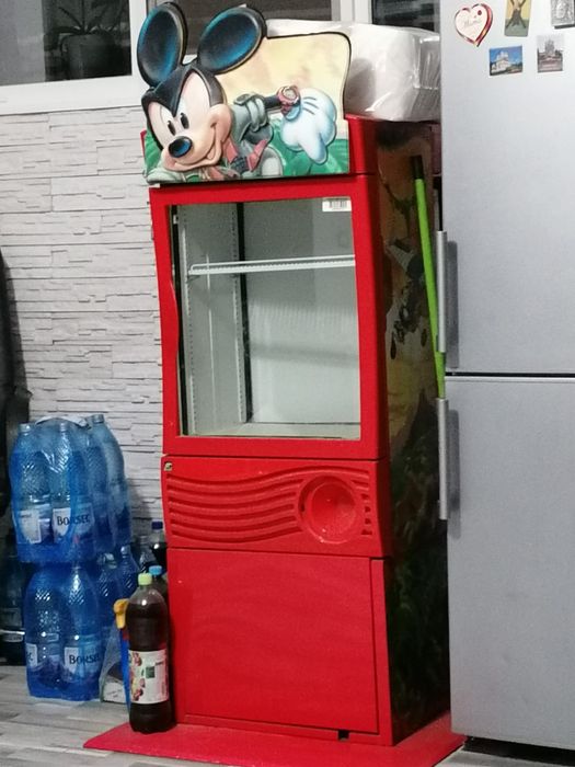 vitrina băuturi slim noua