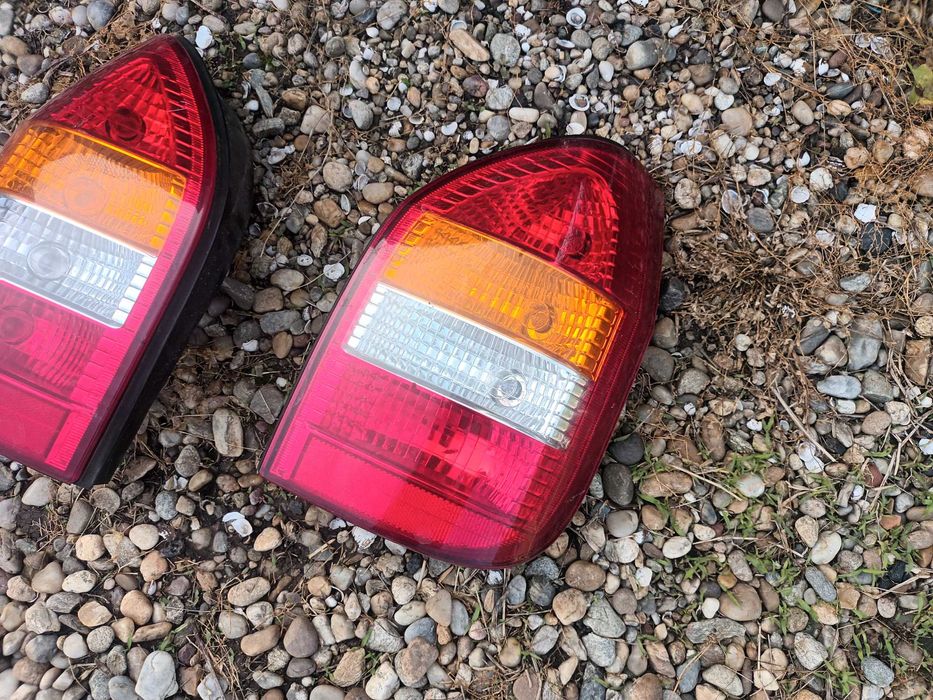 ляв и десен стоп за опел зафира А OPEL ZAFIRA A