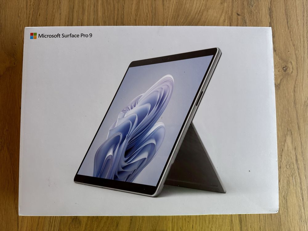 SIGILAT - Tableta Microsoft Surface Pro 9 - i7 - 16GB Ram - 256GB SSD