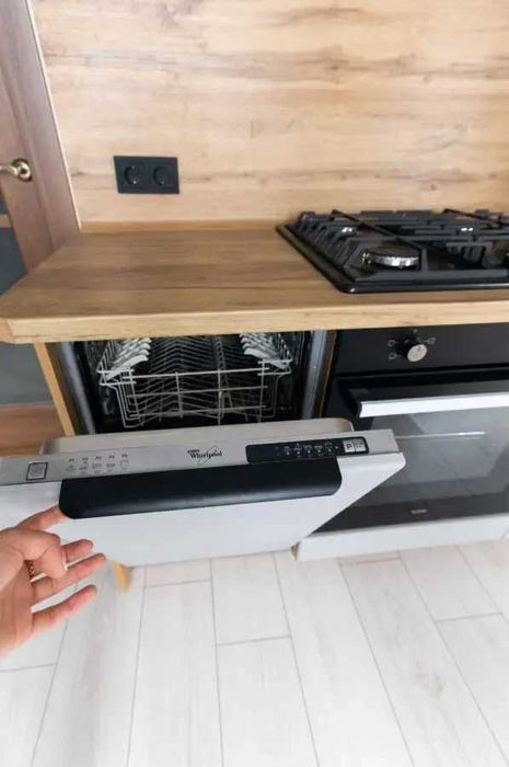 Дава се под наем Двустаен апартамент в София, Център - 56 кв.м за 408 € - Снимка #1