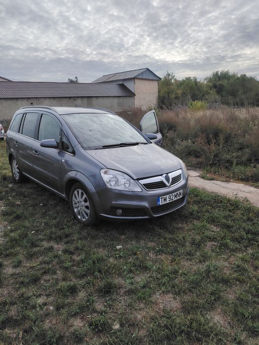 Se vinde Opel zafira
