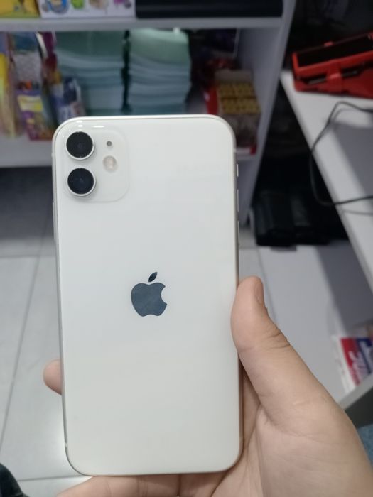 Айфон 11 коп усталмады