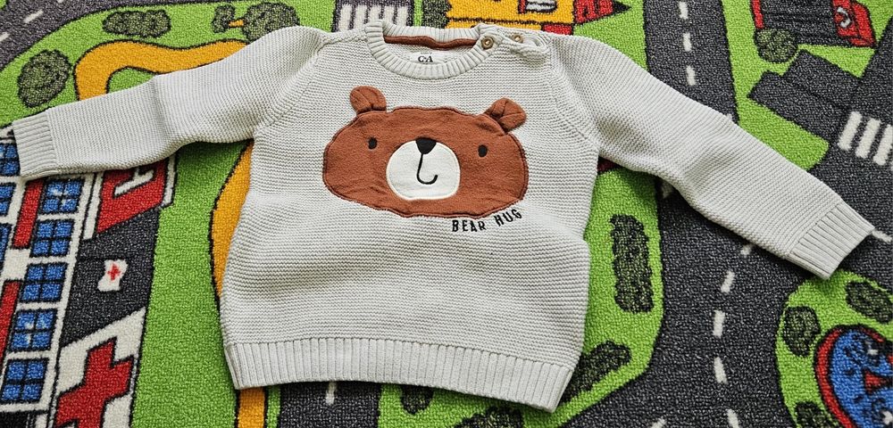 Lot bluze și un hanorac flece 12-24 luni ( 6 bucati)