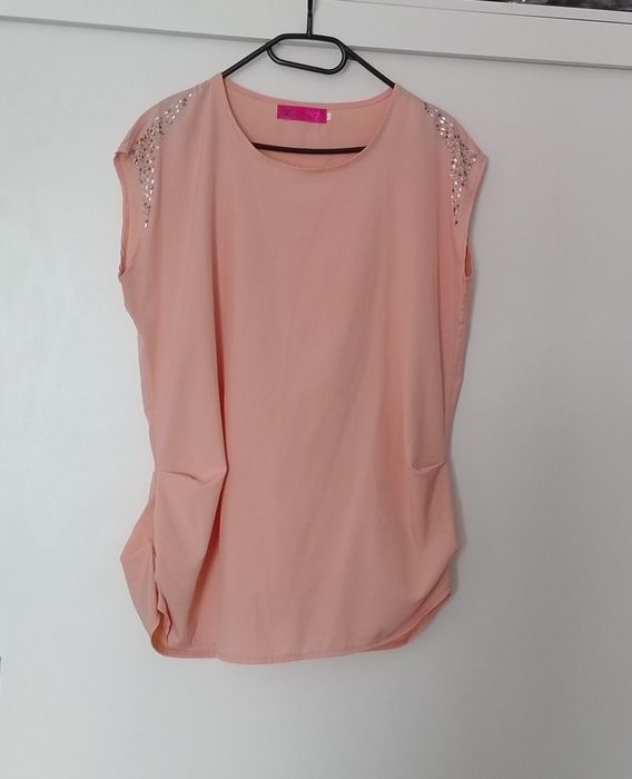 Bluza lungă  elegantă cu strasuri aplicate