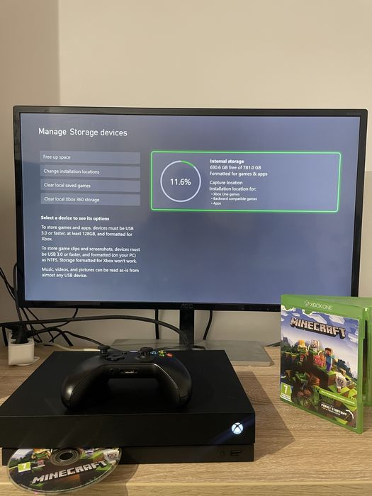 Xbox One X 1Tb 4K full box