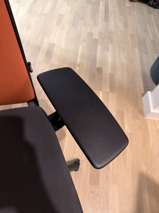 Steelcase Think V2 refurbished in stare excelenta