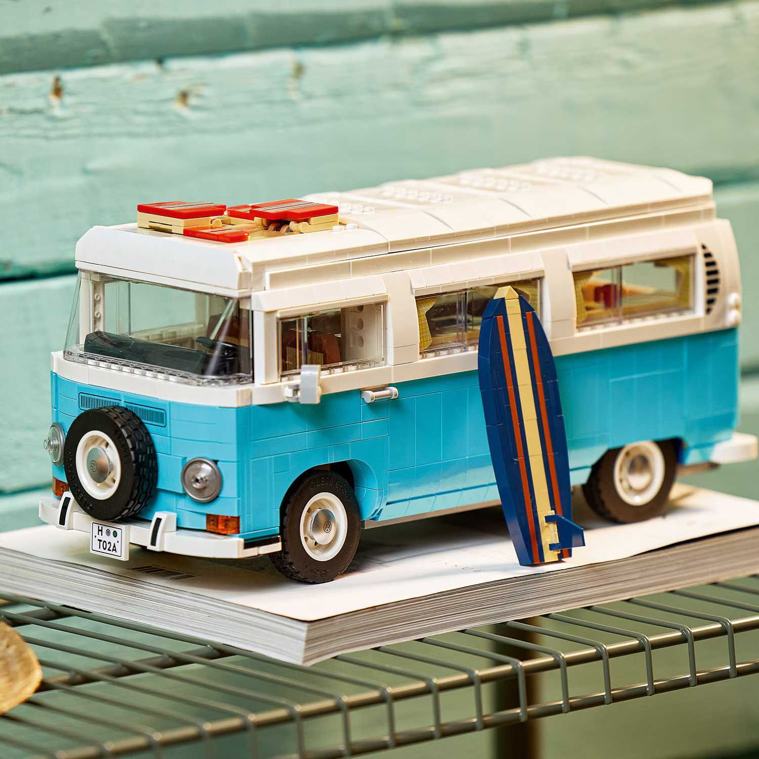 Lego Volkswagen T2 Camper Van