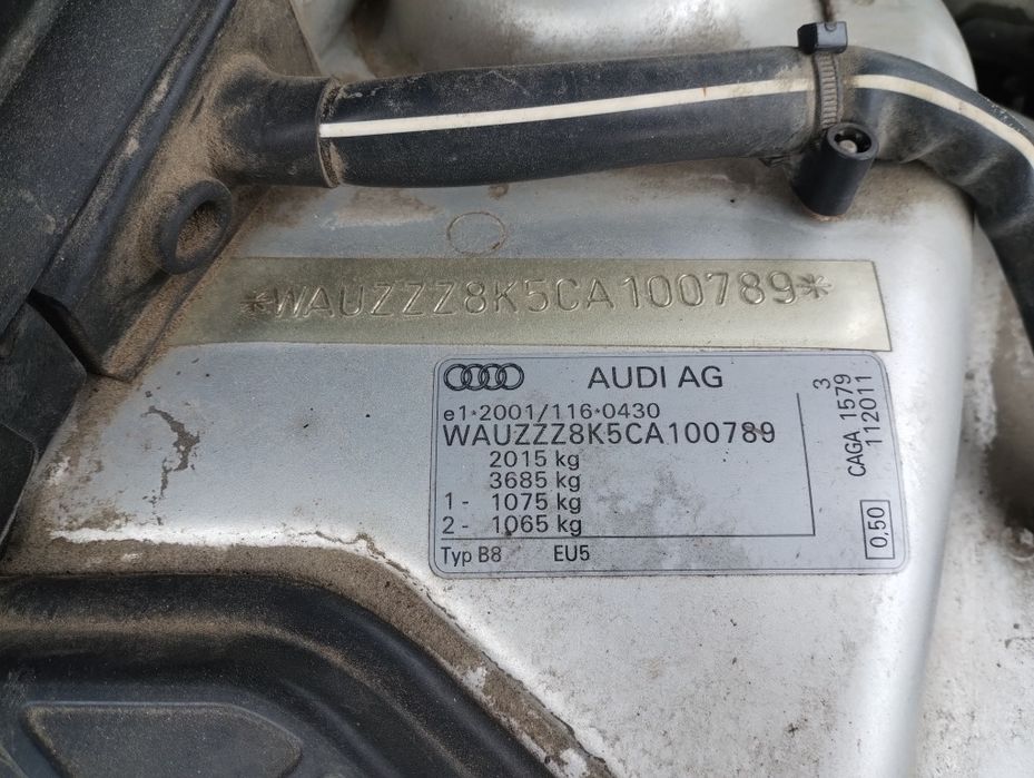 Audi A4 b8  2.0 TDI 2012