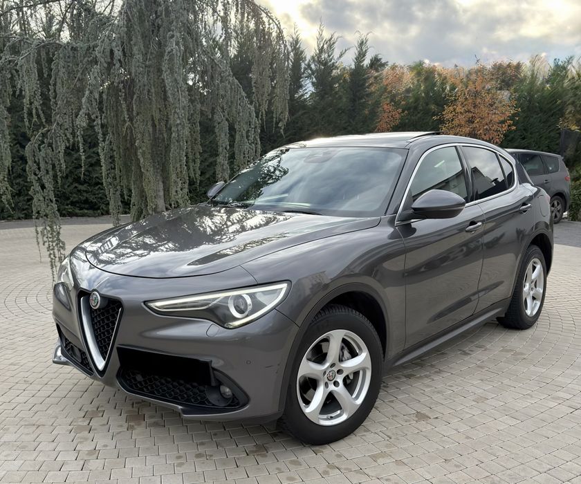 Alfa Romeo Stelvio Q4 (4x4) 2017