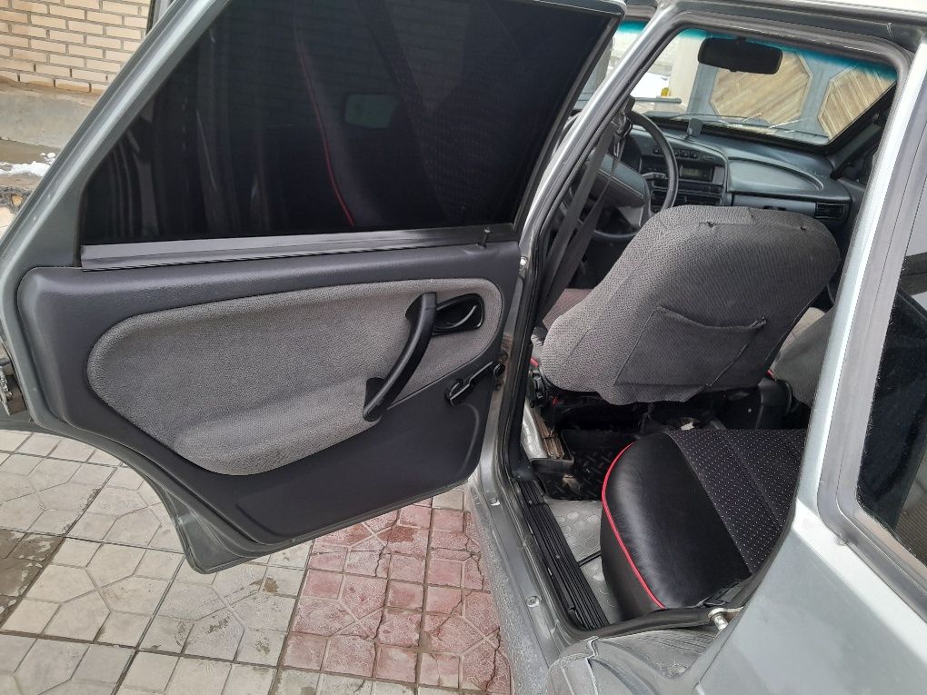 Lada Samara 2115 sotiladi.Yili 2011