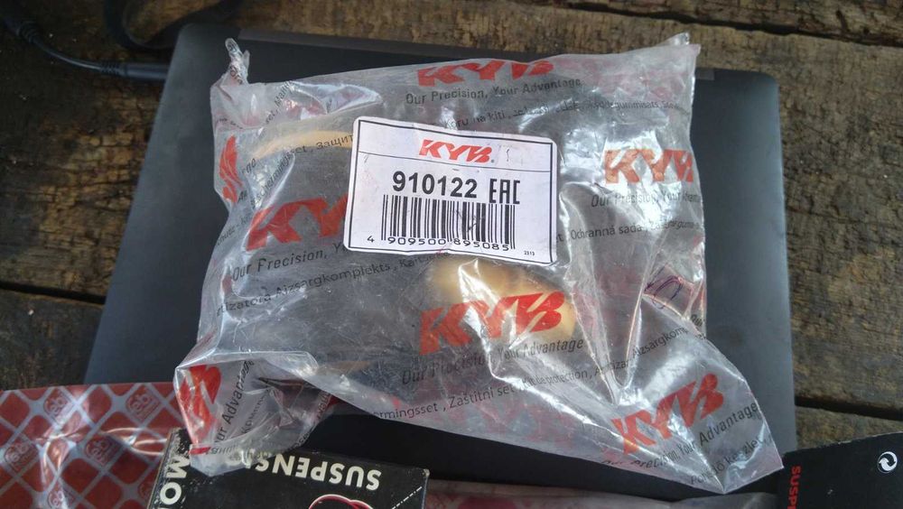 Продавам нови части за BMW E60