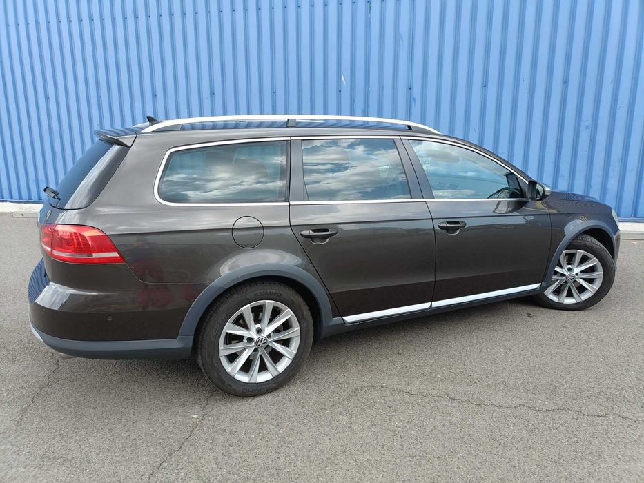 Volkswagen Passat B7 Alltrack 2.0 TDI 4x4 170 CP
