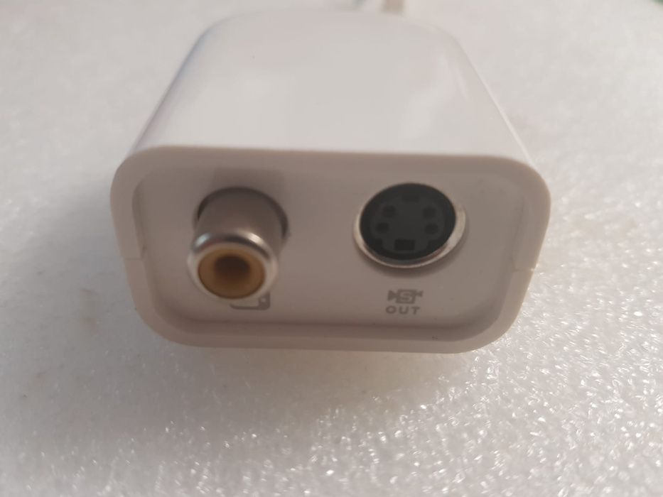 Adaptor Apple M9109G/A Mini-VGA to S-Video - poze reale