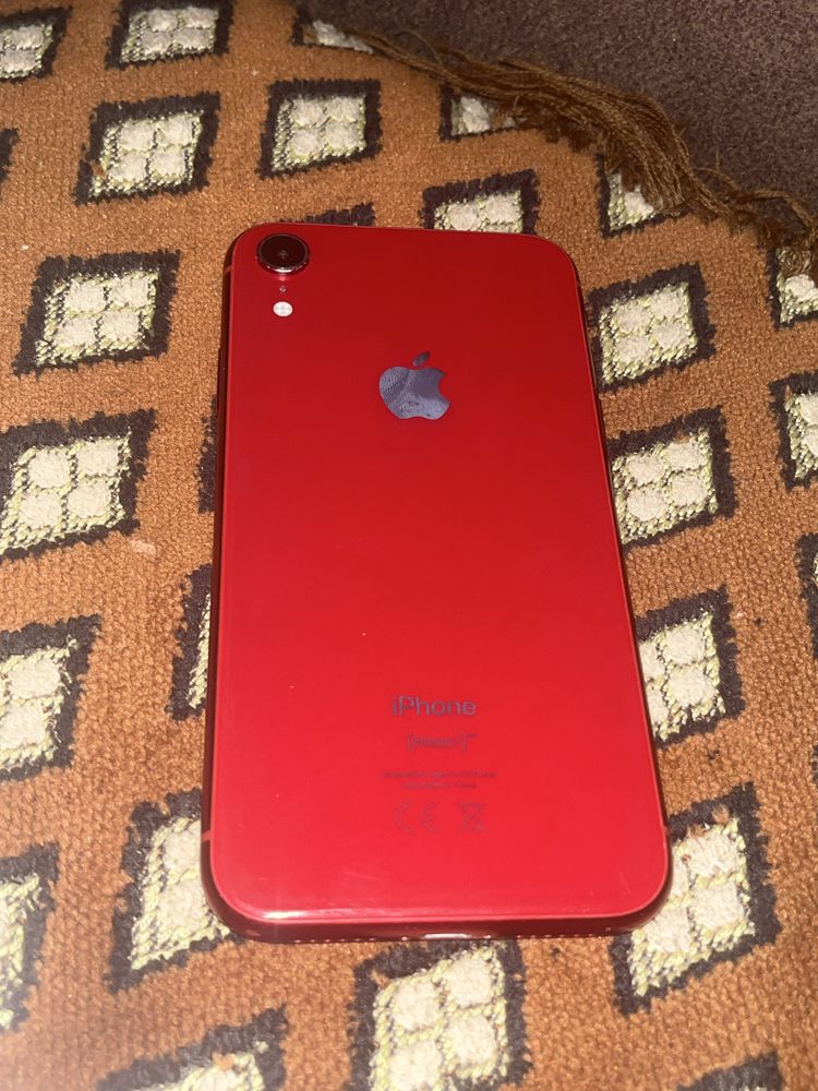 Iphone Xr в шикарном состоянии