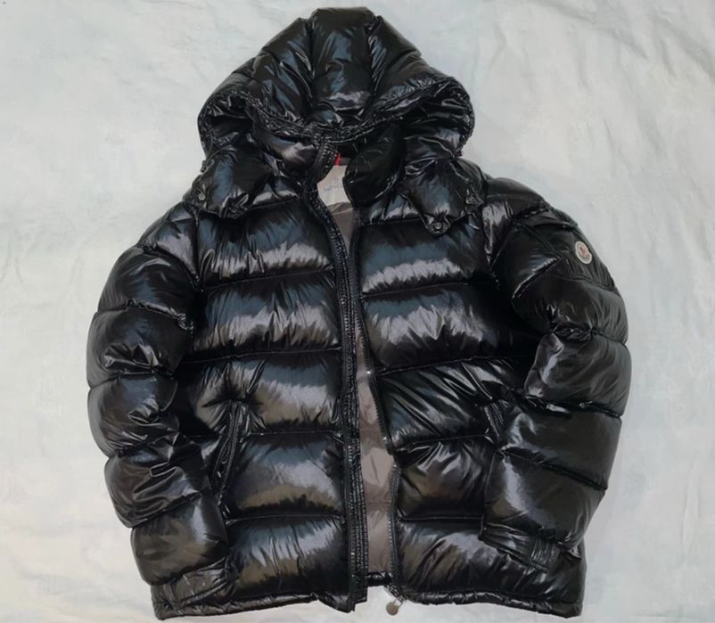 geaca monncler maya