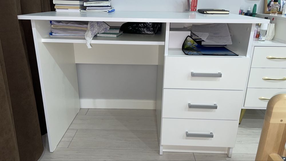 Стол большой