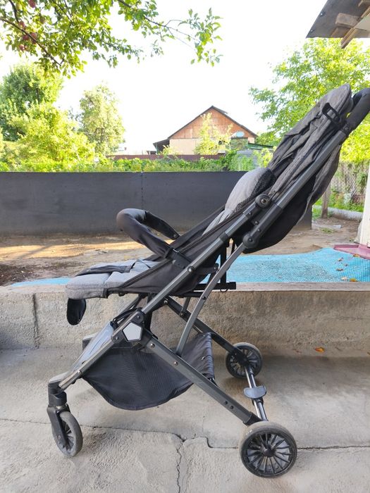 детская прогулочная коляска