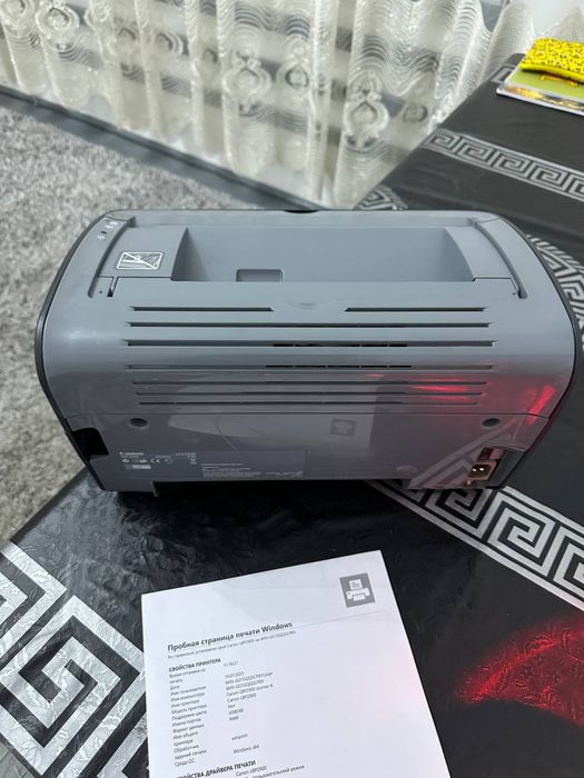 Canon lbp2900b oq-qora lazerniy holati ideal kam ishlatilgan