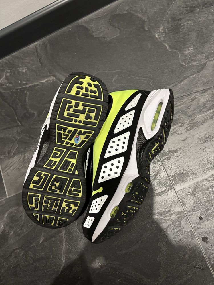 Оригинални маратонки Nike