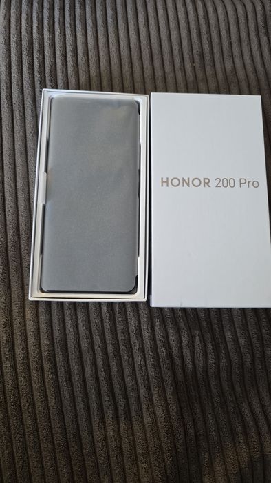 Honor 200 Pro пълен комплект