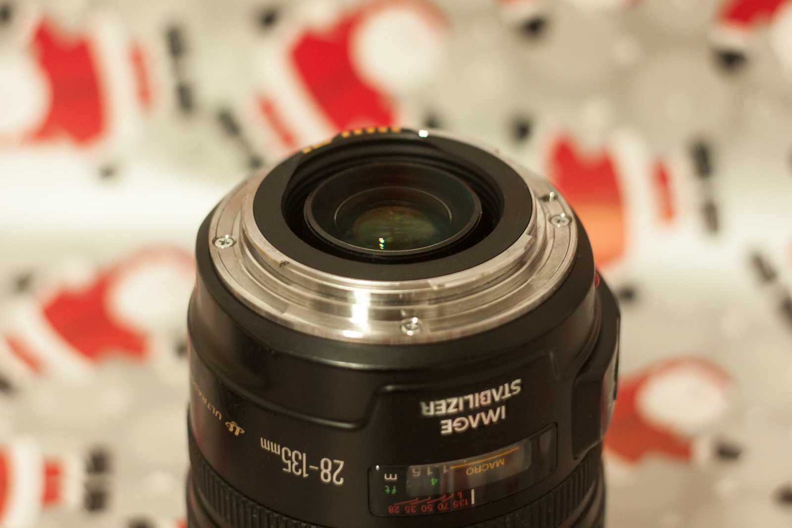 Обектив Canon EF 28-135mm f/3.5-5.6 IS USM