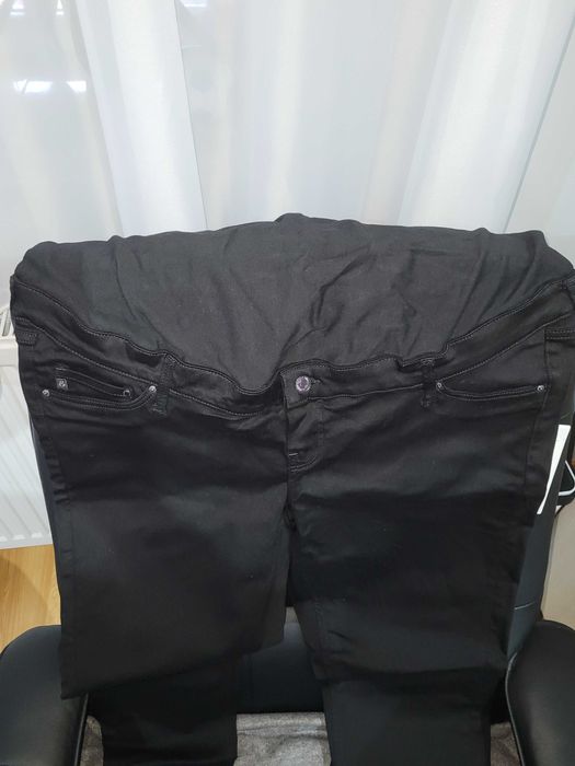 Jeans gravide H&M, NOI