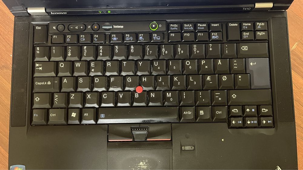 Лаптоп Lenovo Thinkpad r500