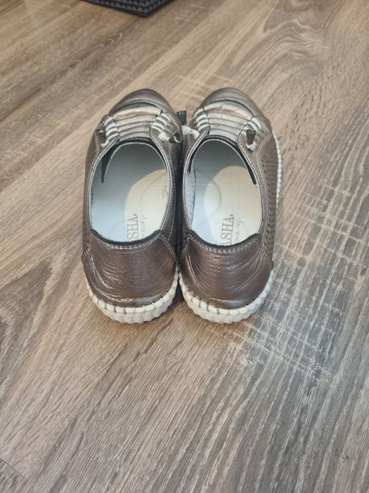 Pantofi casual dasha bronz din piele perforata