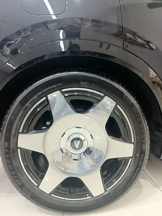 Changan Deepal S09-2025 toʻliq komplekt , 6-oʻrinli ,, ER EV Suv '''