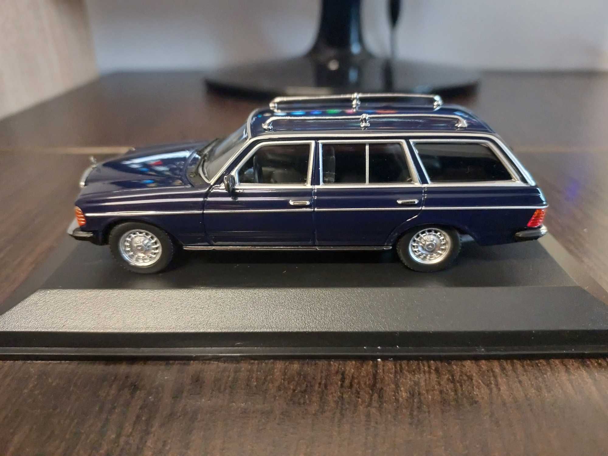 Macheta MERCEDES BENZ 230TE S123 1982 - Minichamps, 1/43, noua.