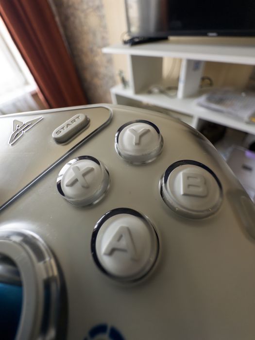 Геймпад Flydigi Apex 4