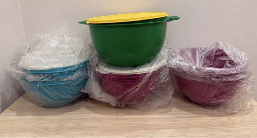 Tupperware Чаша Милиан и терка-шинковка «Мандолина»