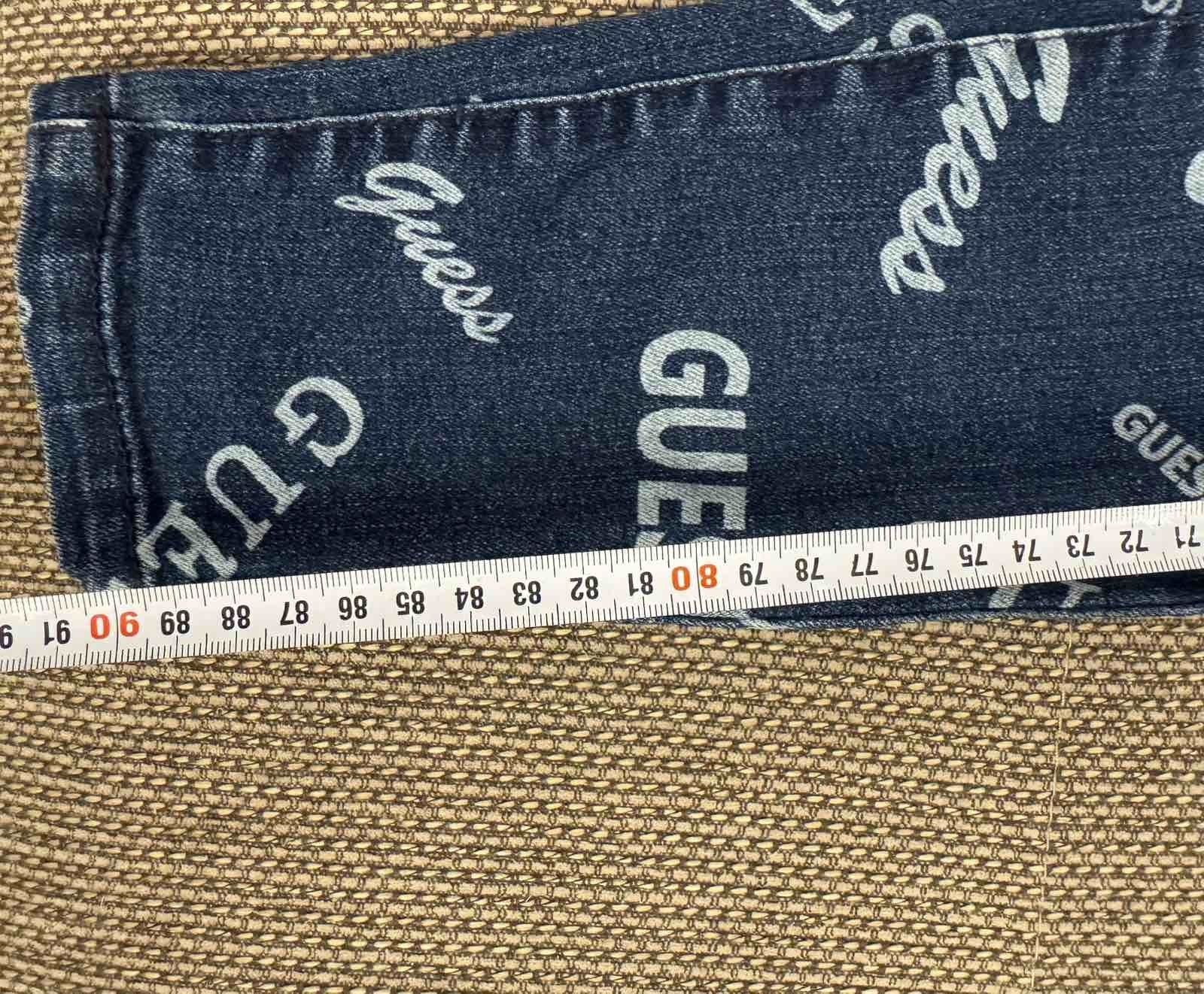 Дънки Guess от САЩ