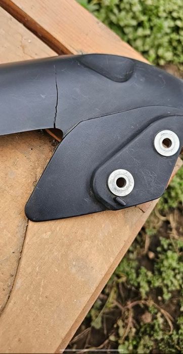 Предпазител за YAMAHA R1 RN12