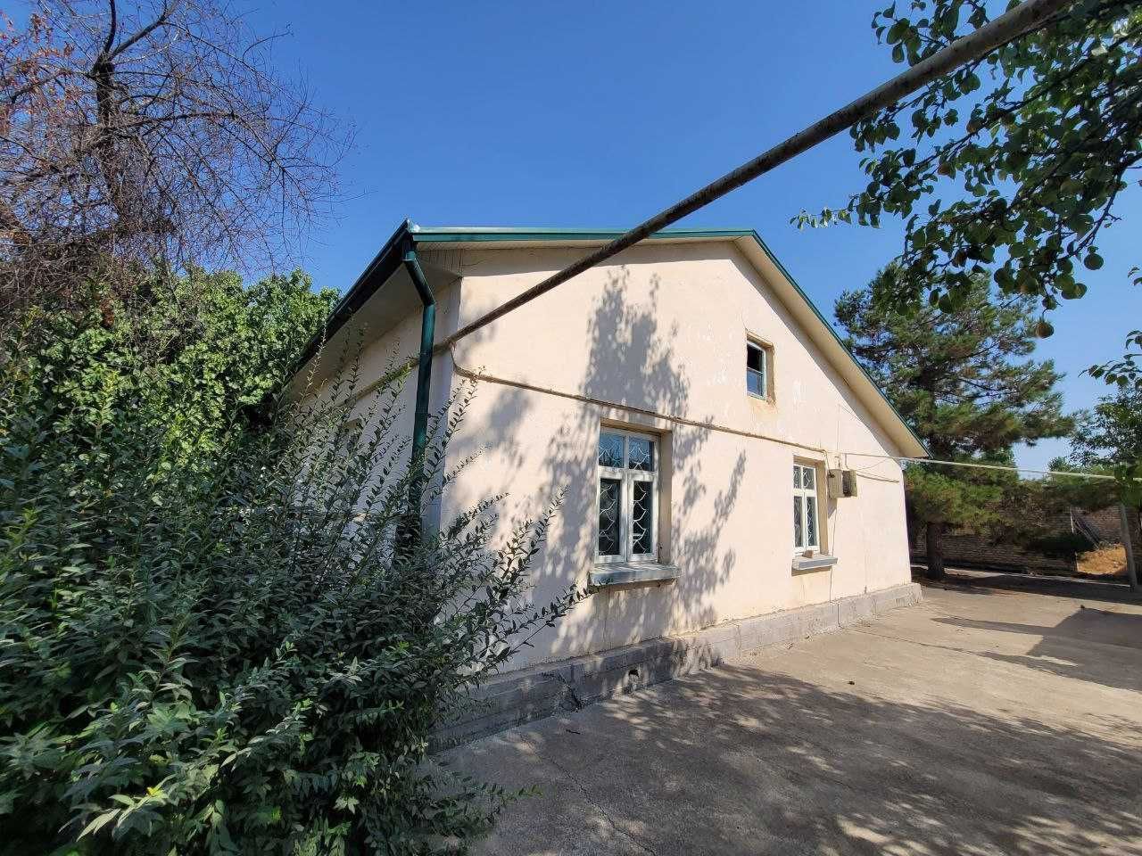 Продаётся дом! Поселок Балыкчи 18 соток! Можно сделать 2 входа!