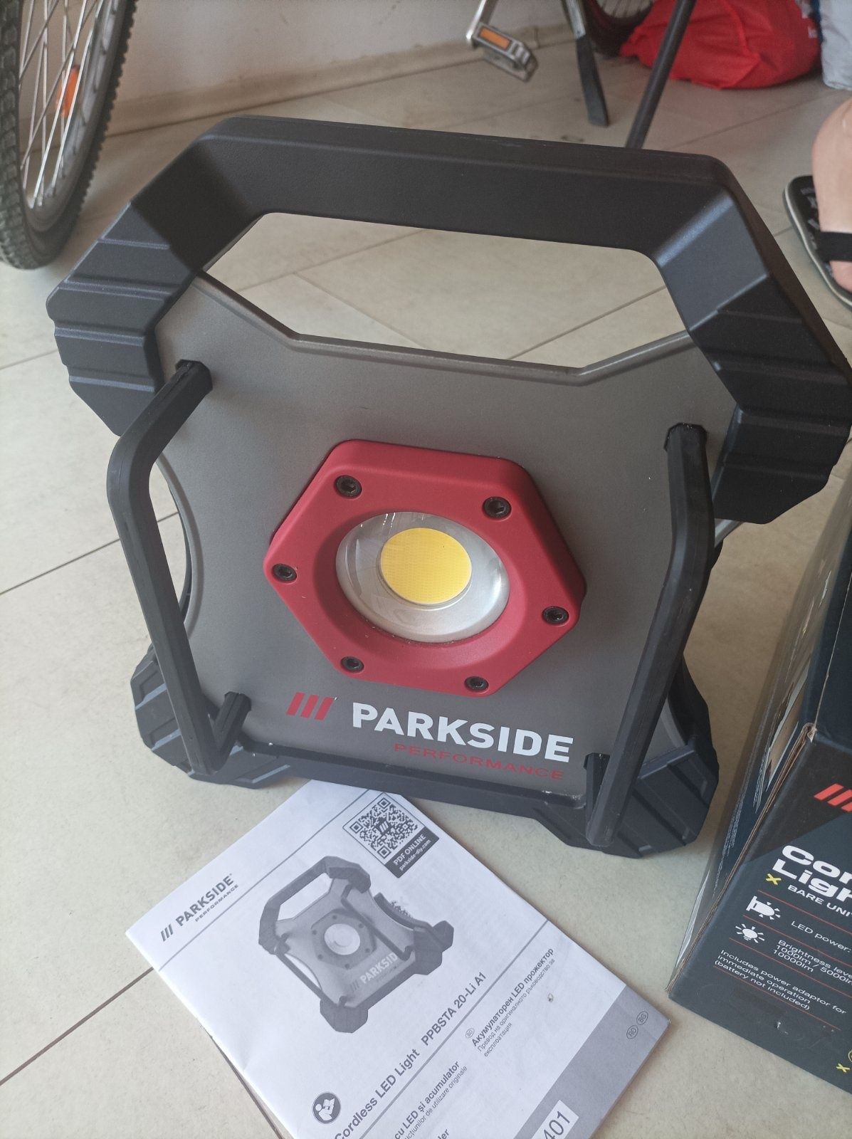 PARKSIDE PERFORMANCE Акумулаторен LED прожектор 20V – 10000 lm