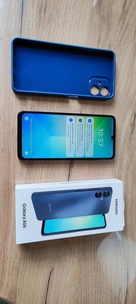 Телефон  Samsung A06