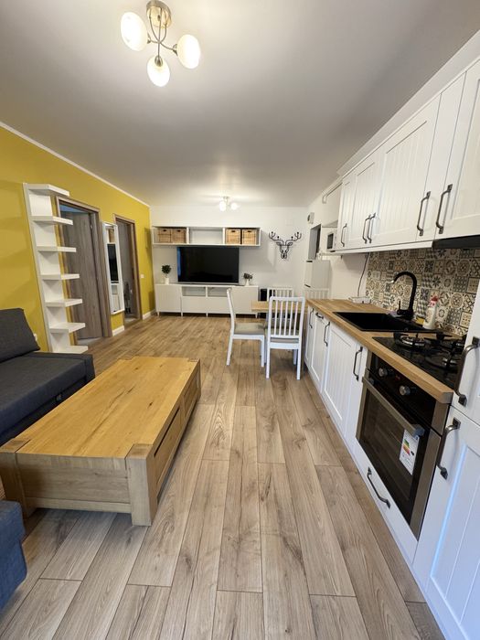 2 Camere | Eroilor | Parcare inclusa